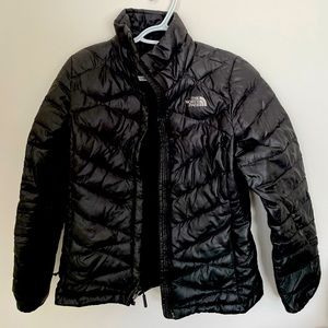 North Face puffer jacket, size XS, black